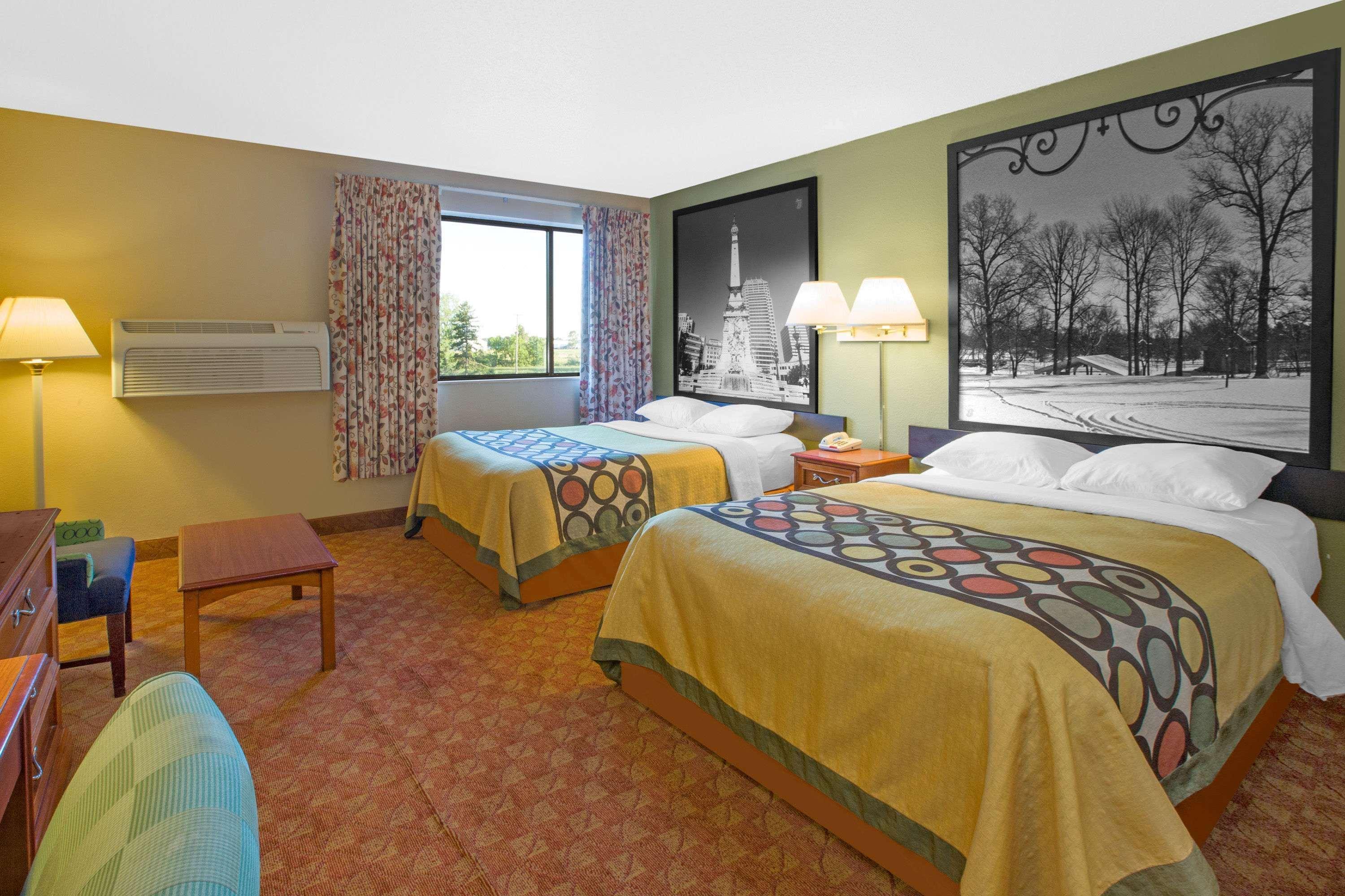 Super 8 By Wyndham Howe מראה חיצוני תמונה